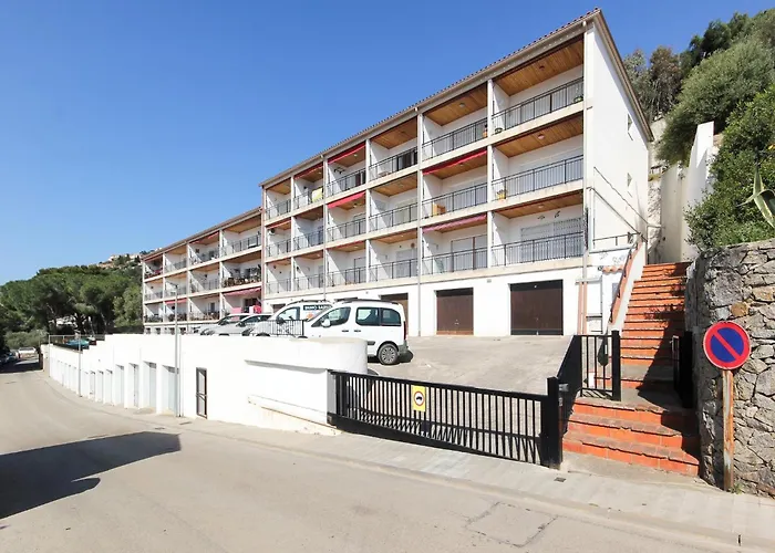 Apartment In Roses Centro
